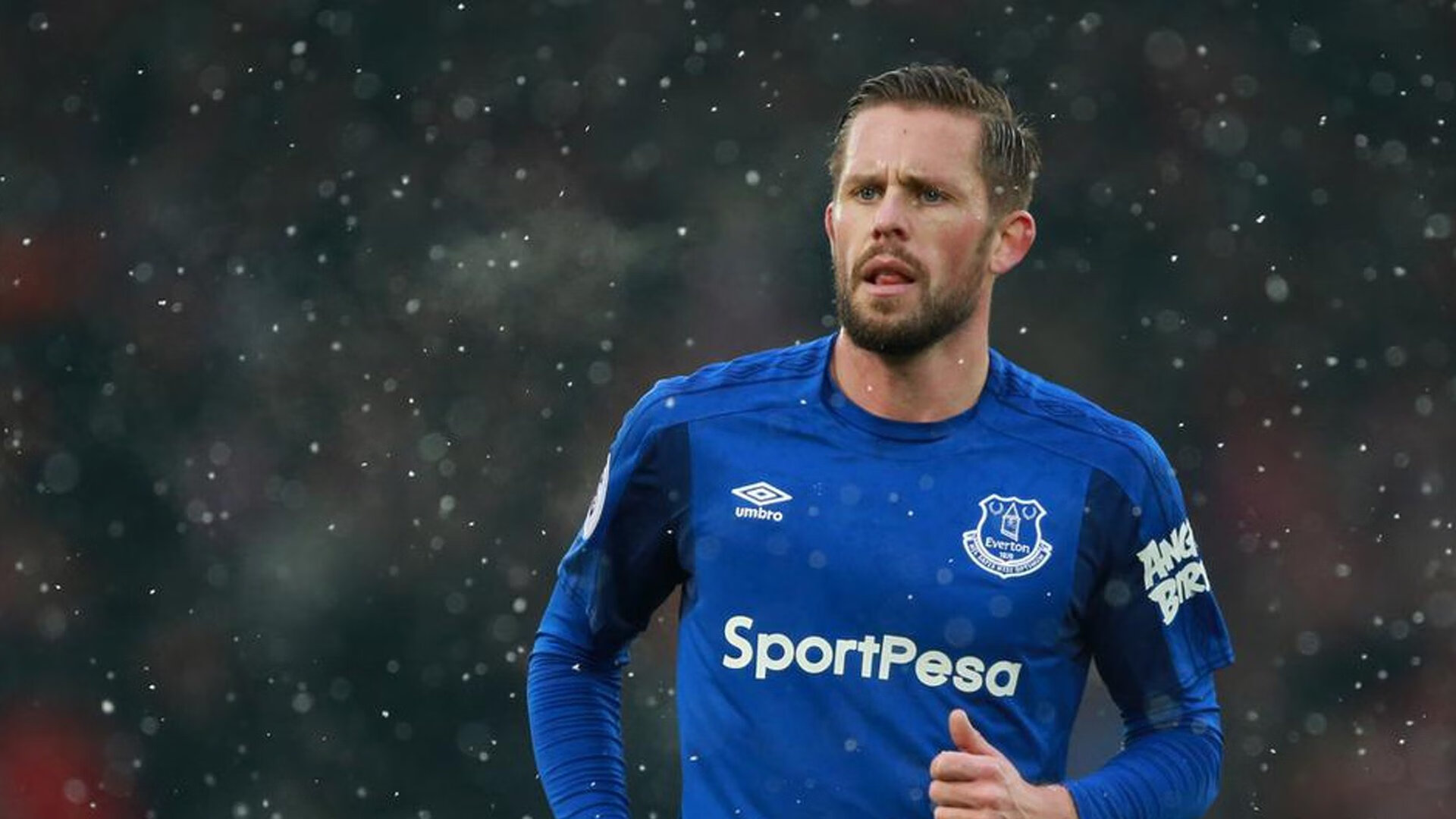 曼联主场逆转，力压切尔西提升排名