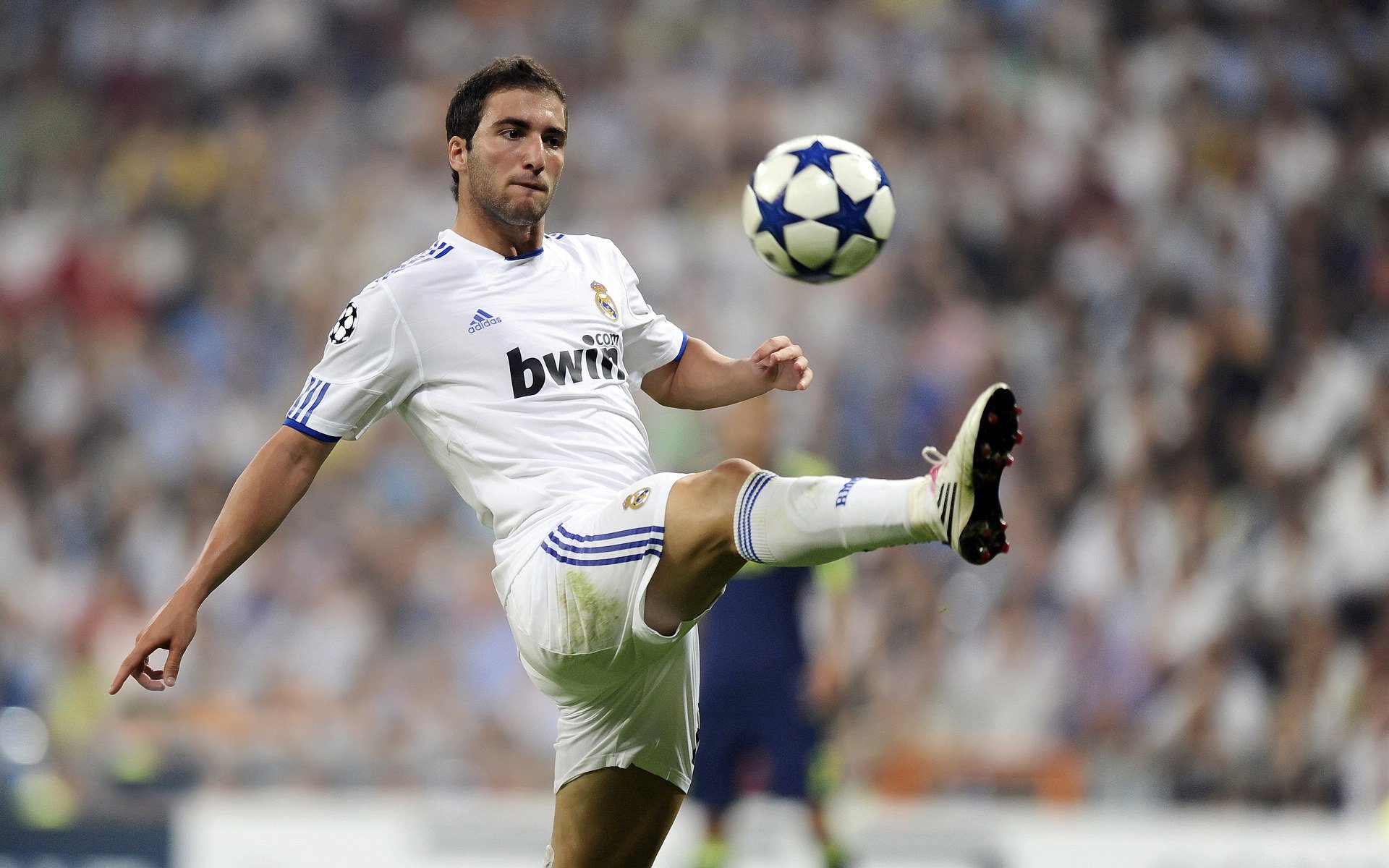 英超豪门争辉：每场比赛都堪比决赛，英超豪门多